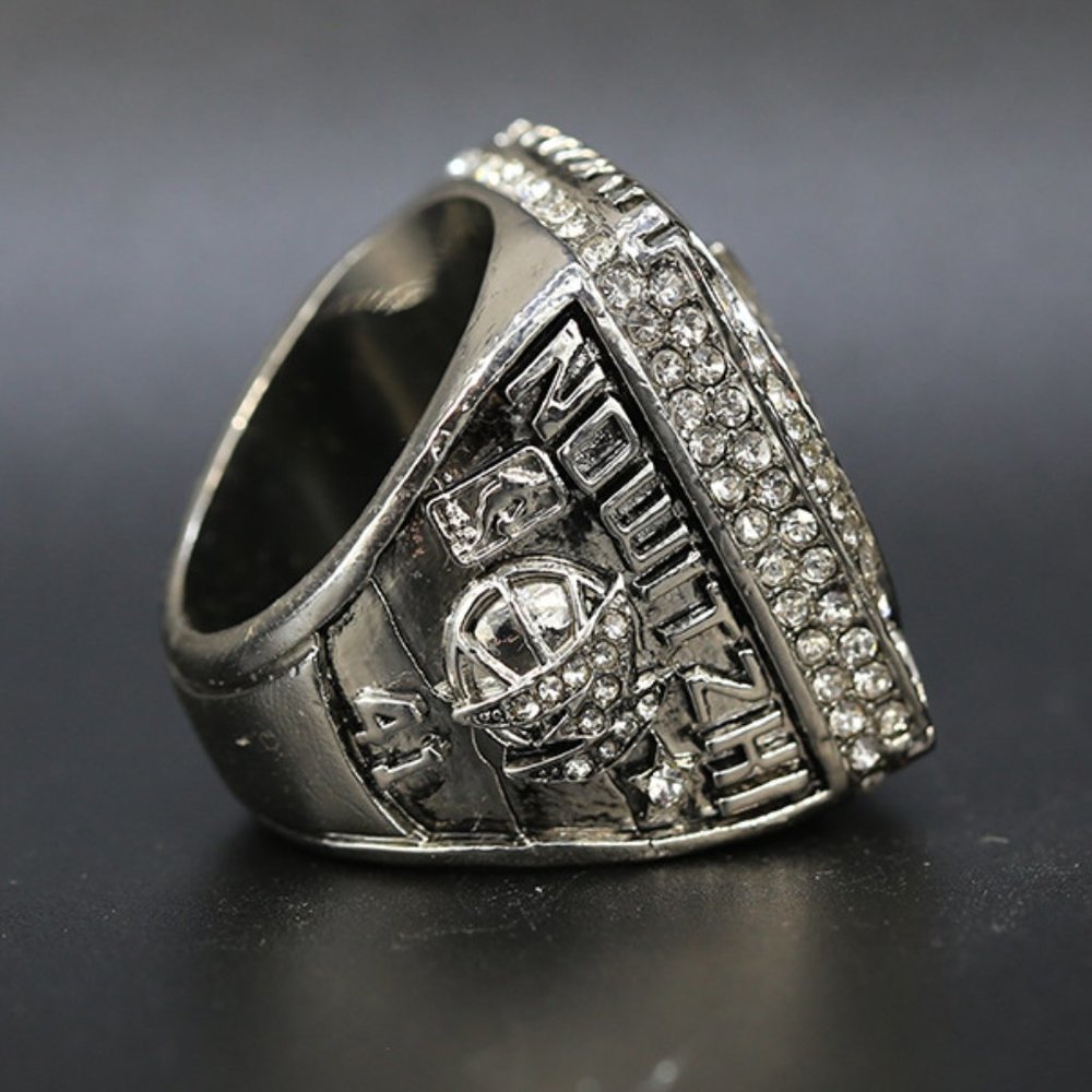 Dallas Mavericks 2011 Fan Championship Ring Dirk - Picture 6 of 7